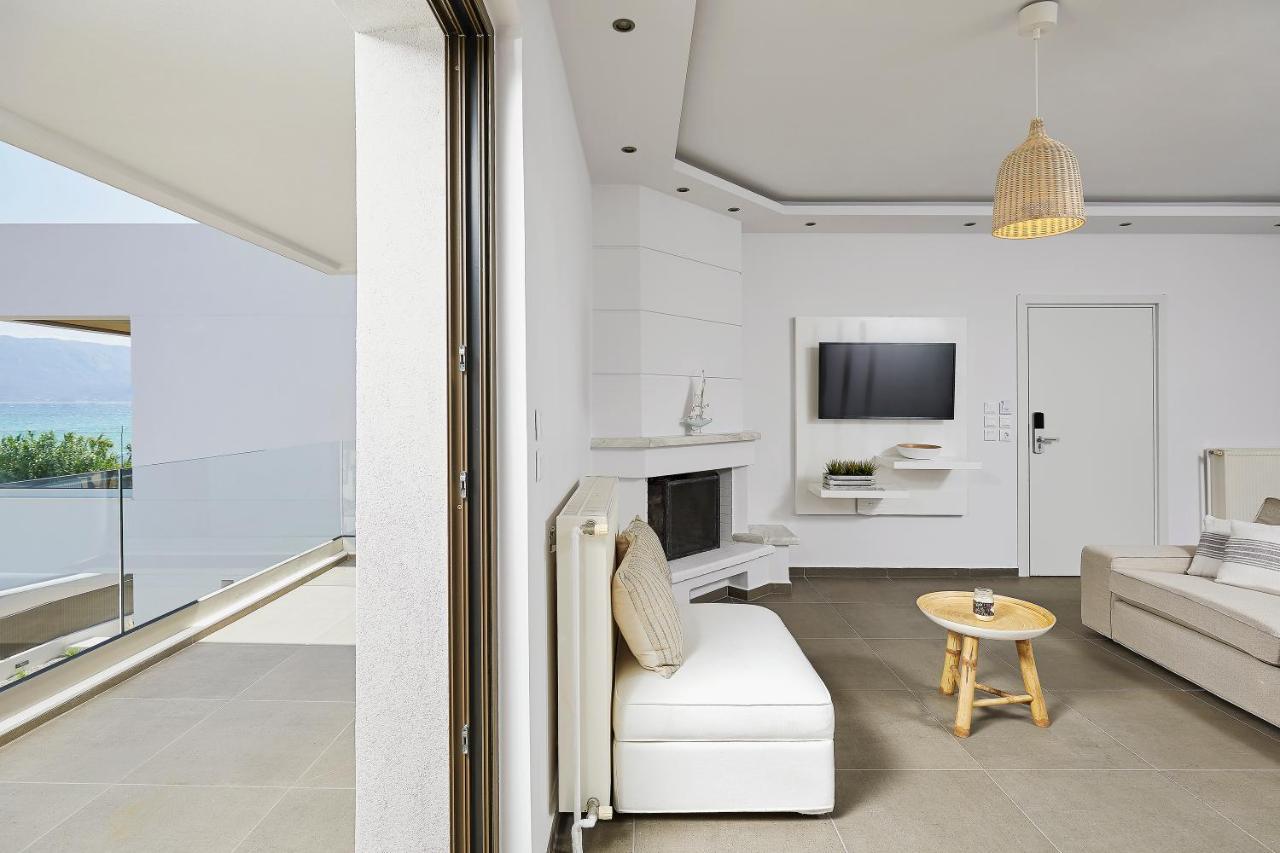 Mare Suites Lechaio Zewnętrze zdjęcie