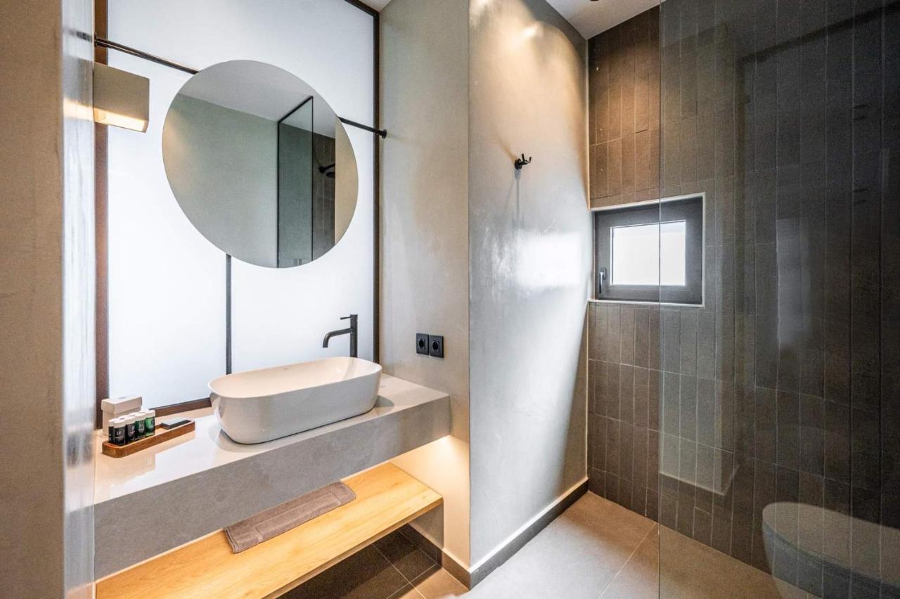 Mare Suites Lechaio Zewnętrze zdjęcie